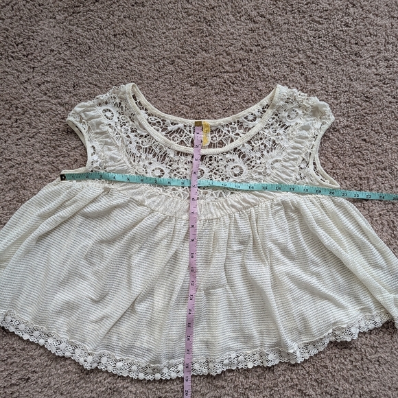 Free People Ivory White Heart Throb Floral Babydoll Lace Top Size XS - Picture 9 of 9